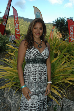 beach_house_carnival_2007-043