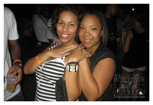 blackwhite_2007-091