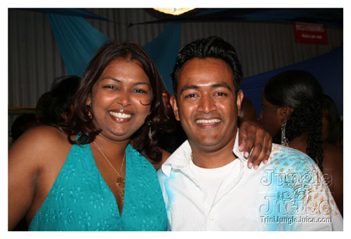 blue_safari-073