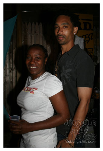 blue_safari-090