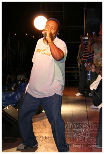 broward_carnival_2007_pt2-246