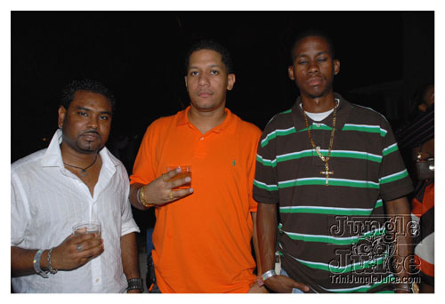 dv8_2007-037