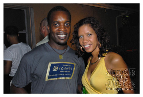 dv8_2007-043