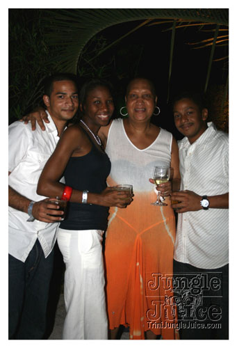 dv8_2007-080