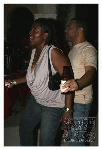 dv8_2007-081