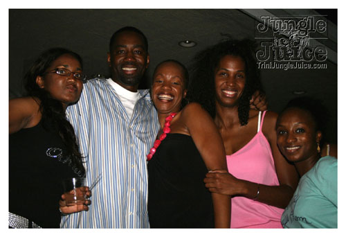 dv8_2007-086