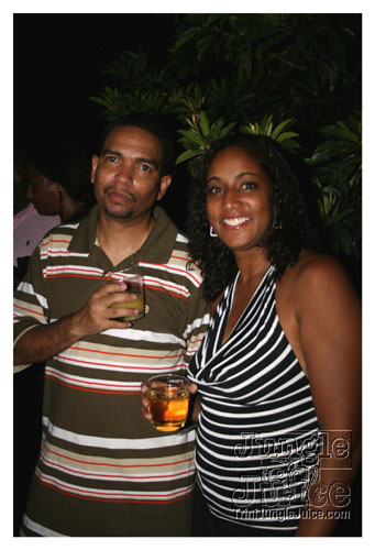dv8_2007-098