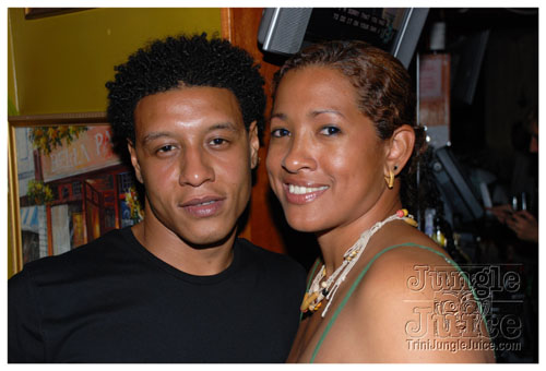 friends_mia_carnival_2007-008