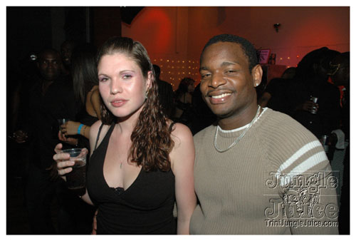 incognito_2007-059