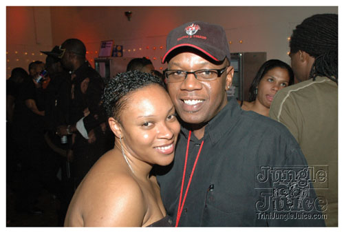 incognito_2007-060