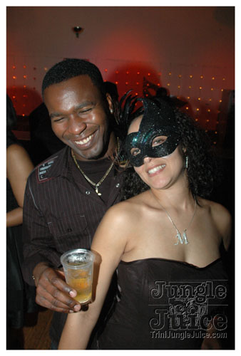 incognito_2007-119