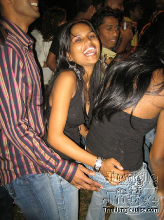 karma_sutra_2007-16
