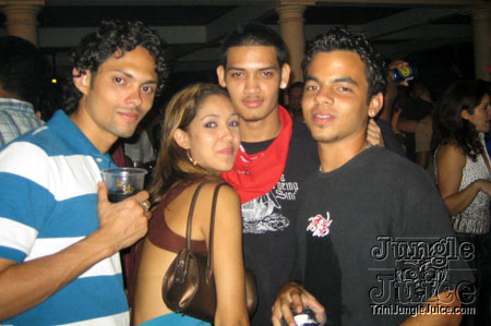 karma_sutra_2007-27