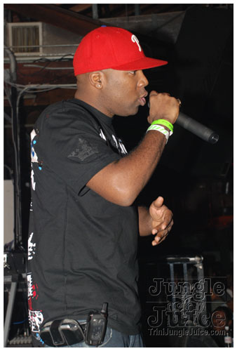 machel_bday_bash_mia_2007-064
