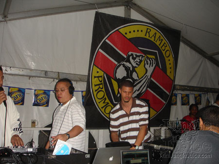 mugfest_apr07-19