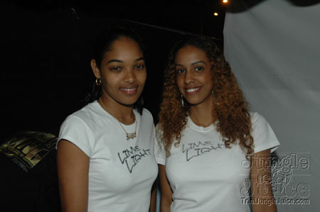 pose_2007-37