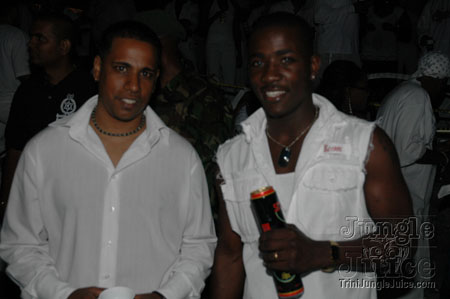 pose_2007-47