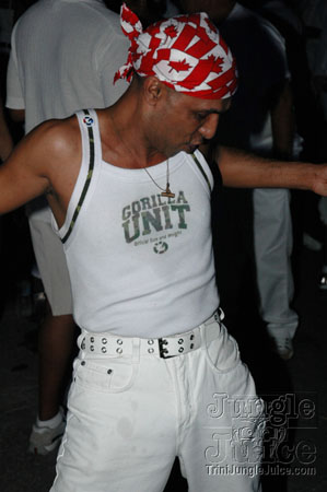 pose_2007-51