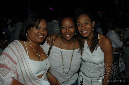 pose_2007-80