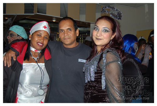 scream_4_2k7-026