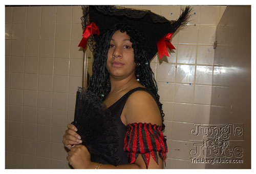 scream_4_2k7-068