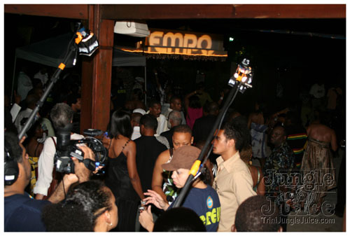 tempo_turns_2_vip-057