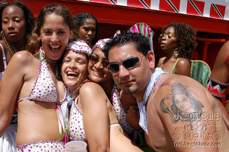 tribe_tue_2007_pt1-331