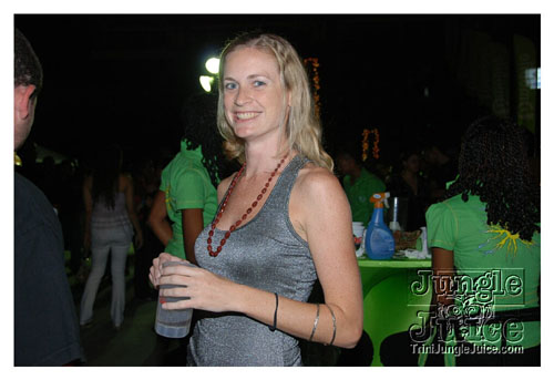 ac3+3_2008-049