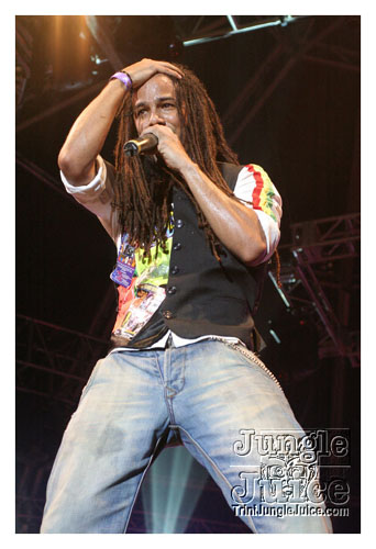 ac3+3_2008-061