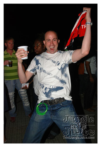ac3+3_2008-093