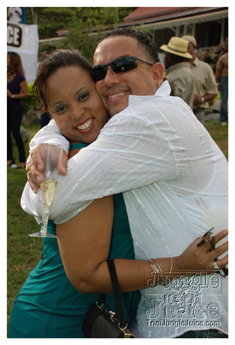 beach_house_carnival_2008_pt1-048