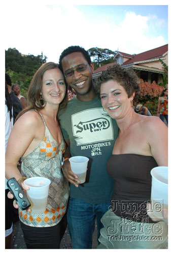 beach_house_carnival_2008_pt1-131