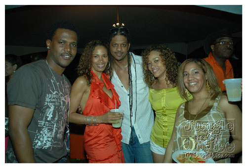 beach_house_carnival_2008_pt1-213