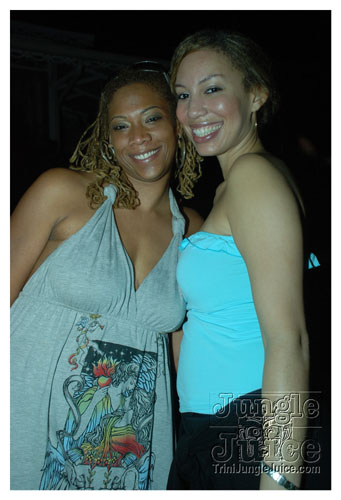 beach_house_carnival_2008_pt2-213