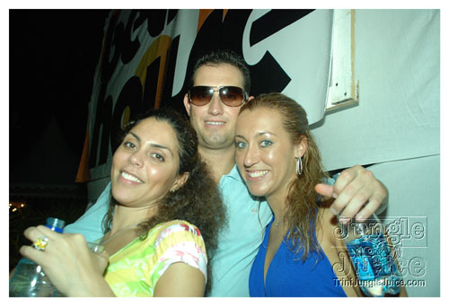 beach_house_carnival_2008_pt2-215