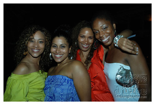 beach_house_carnival_2008_pt2-235