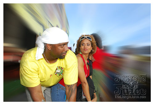 broward_carnival_2008_pt2-194