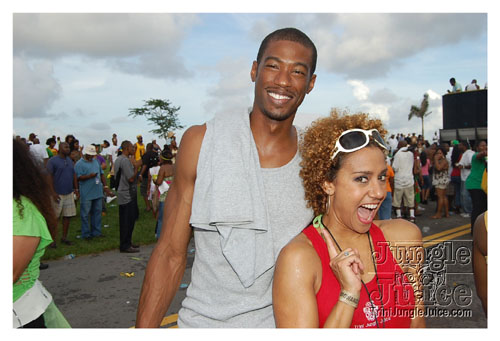 broward_carnival_2008_pt2-213
