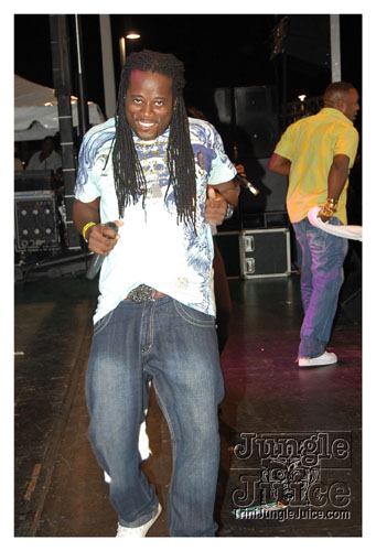 broward_carnival_2008_pt2-268