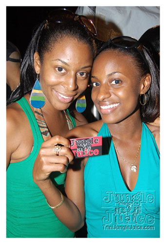 broward_carnival_2008_pt2-273