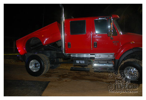 caution_2k8-028