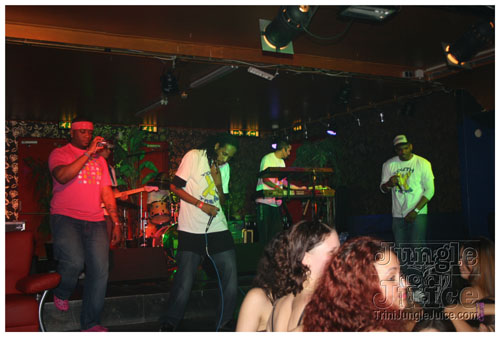 dushi_yiu_2008-018