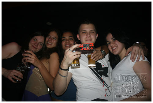 dushi_yiu_2008-037