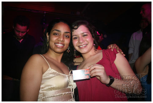 dushi_yiu_2008-052