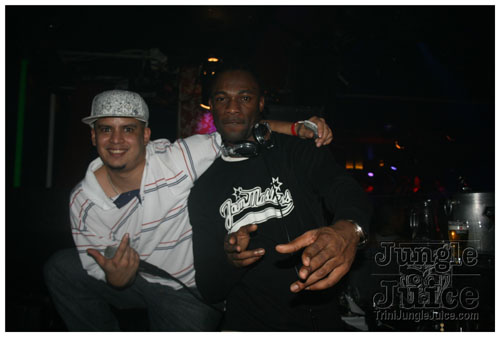 dushi_yiu_2008-059