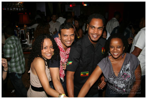 friends_dec08- 073