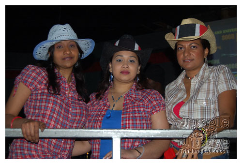 gyal_farm_08-010
