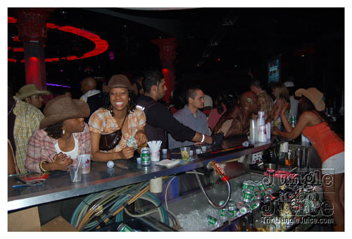 gyal_farm_08-114