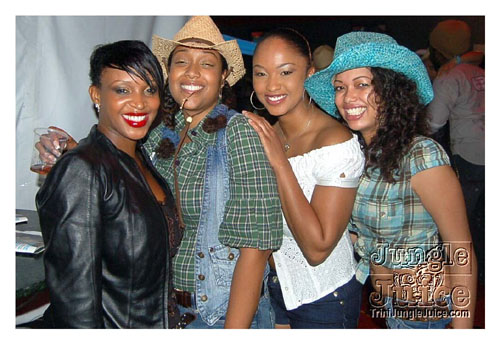 gyal_farm_08-133