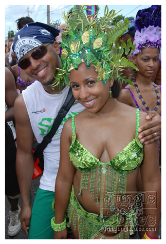 kadooment_day_2008_pt1-180